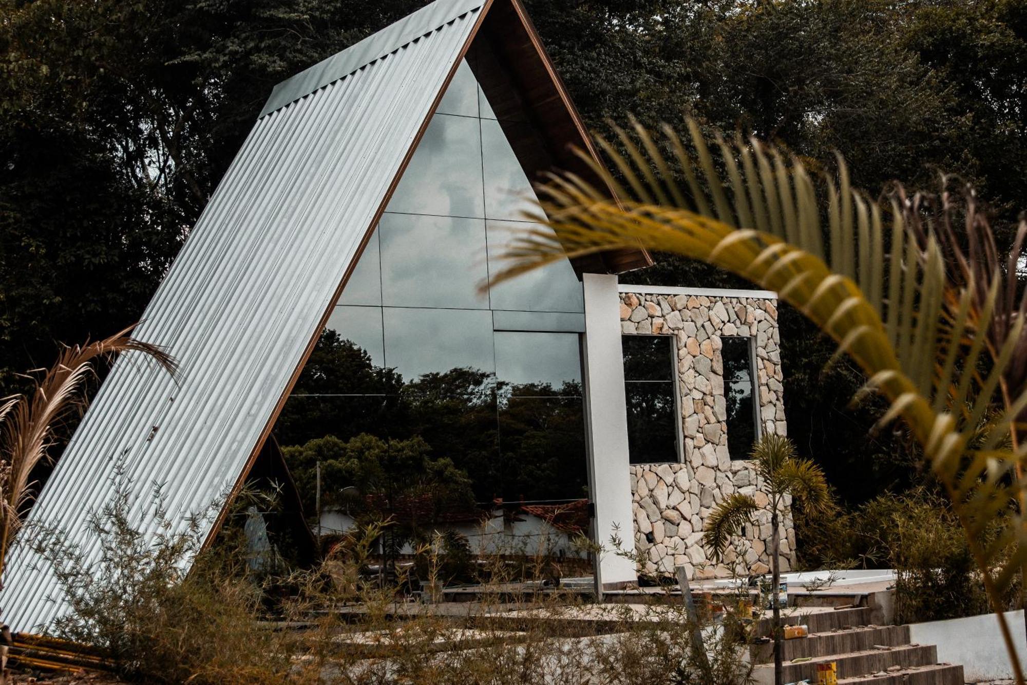 Pousada E Restaurante Amazonia Alter do Chao Exterior photo
